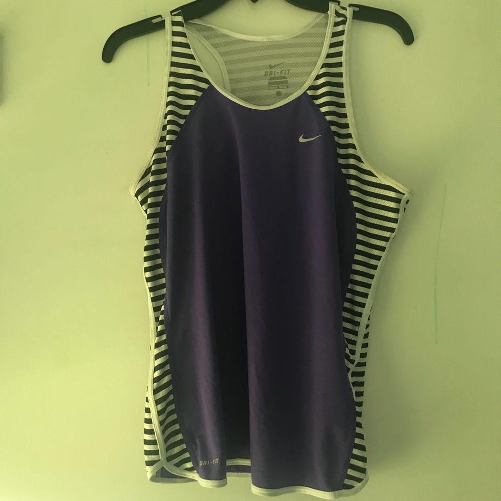 Nike workout tank